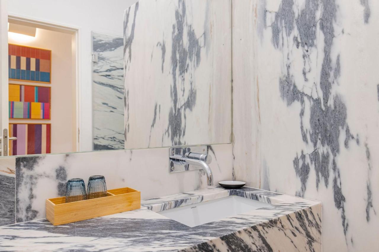 Modern Rustic Flat In Santos By Lovelystay Lissabon Exterior foto